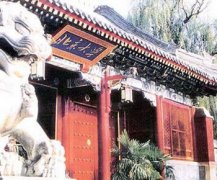 中国最具魅力的11所名牌大学排行榜：复旦最小资 清华最纯粹